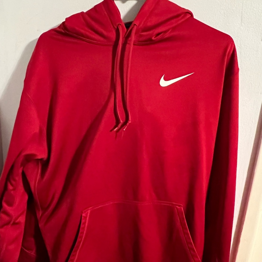 NIKE Therma-Fit (Red)